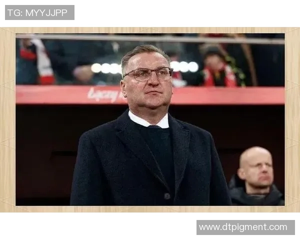 波兰足球明星的崛起与辉煌历程探秘 波兰足球明星的崛起与辉煌历程探秘