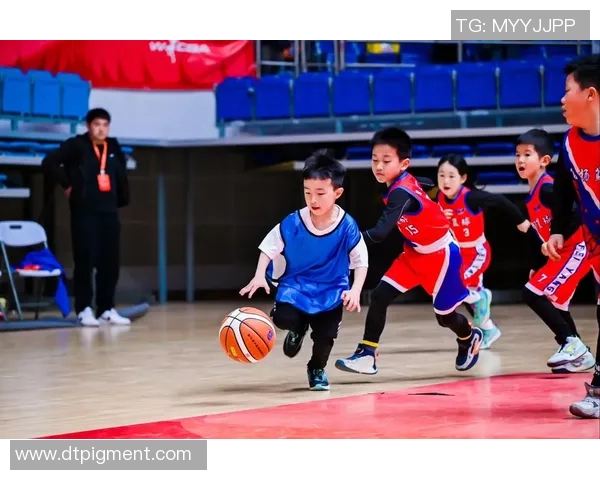 深圳篮球队与重庆篮球队赛后复盘团队协作的精彩瞬间与战术分析