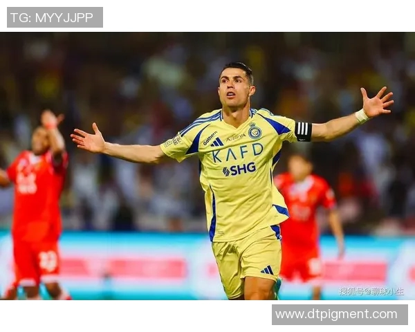 现役足球明星前五名的实力与影响力深度解析 现役足球明星前五名的实力与影响力深度解析